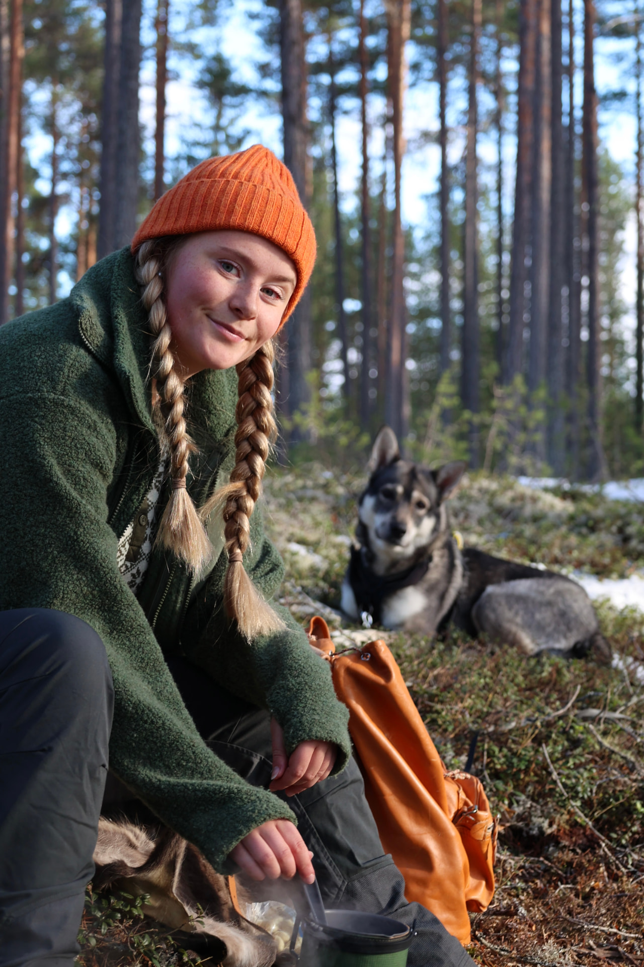 Samarbete med Primus – rast i skogen med hunden
